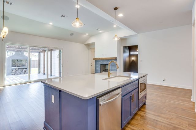 1800 Narita Bend, Fort Worth, TX 76008