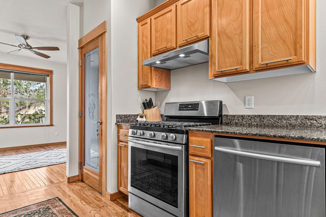 2684 Clay Creek Way, Ashland, OR 97520