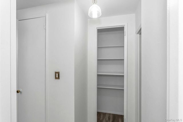 75 Noble 121, Lynbrook, NY 11563