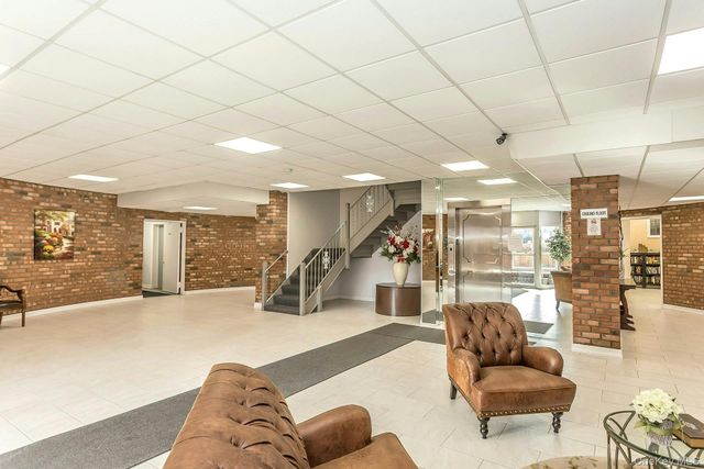 75 Noble 121, Lynbrook, NY 11563