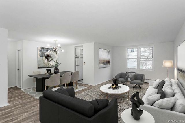 75 Noble 121, Lynbrook, NY 11563