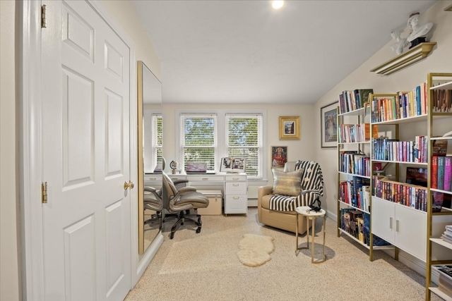 24 Union St D, Rockland, MA 02370