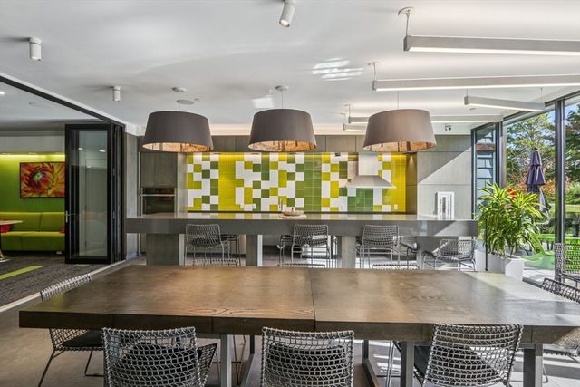 77 New 214, Cambridge, MA 02138