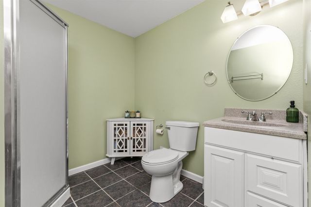1006 4th Avenue NW, Altoona, IA 50009