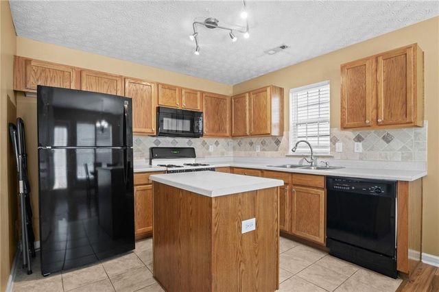 13 Arrowhead Drive, Dallas, GA 30132