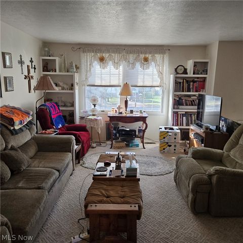 511 Suzanne Drive, Kent, OH 44240