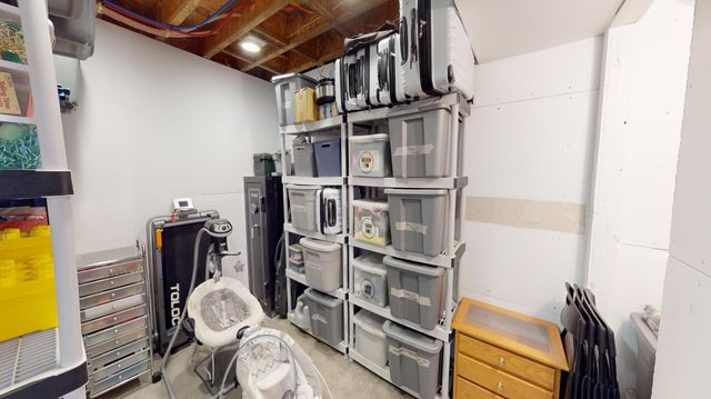 64562 270th Street, Alden, MN 56009