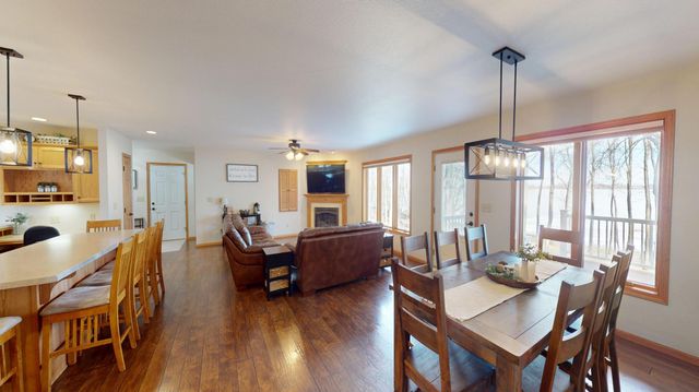 64562 270th Street, Alden, MN 56009