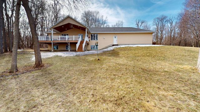 64562 270th Street, Alden, MN 56009