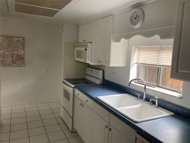 8014 PEACH DRIVE 99, Tampa, FL 33637