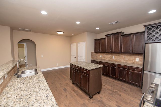 212 Chrisopher Luke Circle, Perry, GA 31069