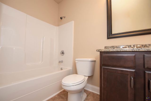 212 Chrisopher Luke Circle, Perry, GA 31069