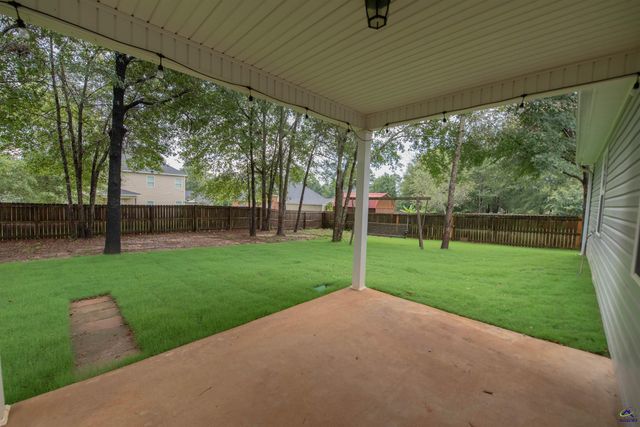 212 Chrisopher Luke Circle, Perry, GA 31069