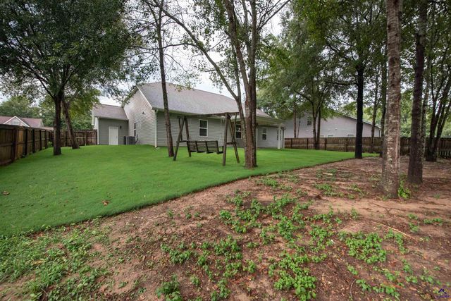 212 Chrisopher Luke Circle, Perry, GA 31069