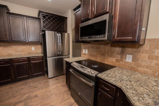 212 Chrisopher Luke Circle, Perry, GA 31069