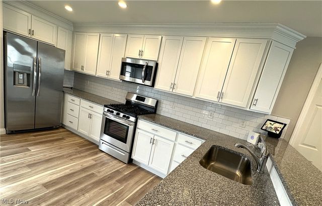 4433 Fenwick Avenue, Cleveland, OH 44113