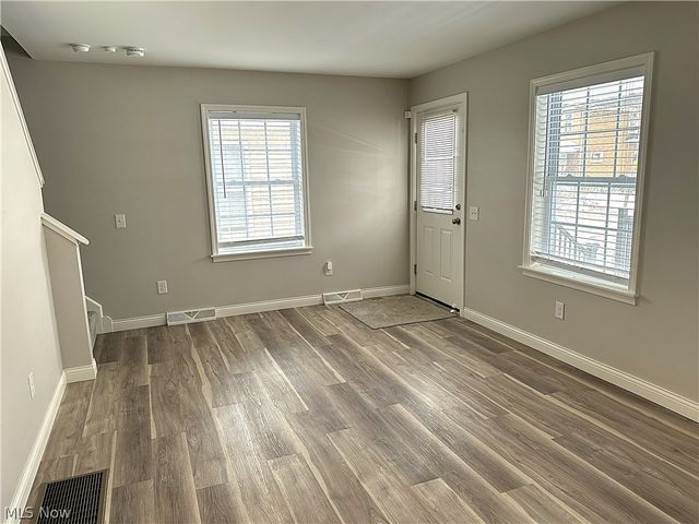 4433 Fenwick Avenue, Cleveland, OH 44113