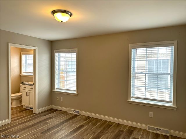 4433 Fenwick Avenue, Cleveland, OH 44113