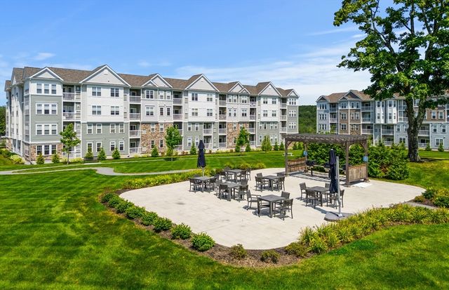5 Peters Farm Way 407, Westborough, MA 01581