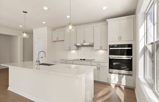 5 Peters Farm Way 407, Westborough, MA 01581