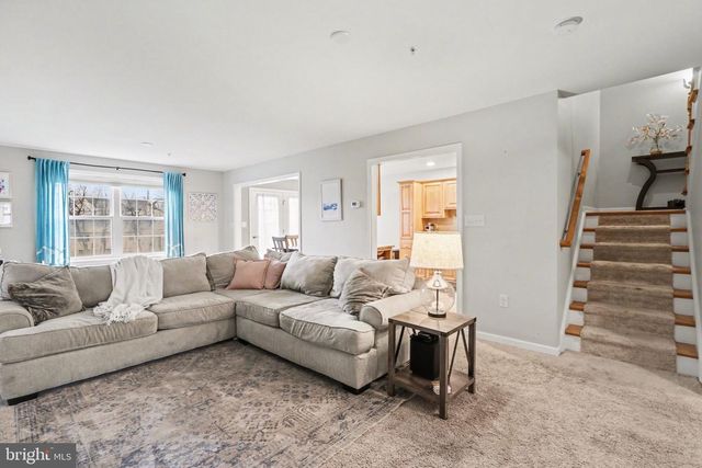 5260 MENDENHALL DR, Mechanicsburg, PA 17050