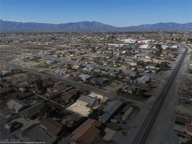 1921 Jacaranda Street, Pahrump, NV 89048
