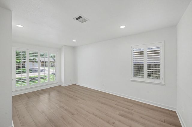 7007 Sharpview Drive, Houston, TX 77074
