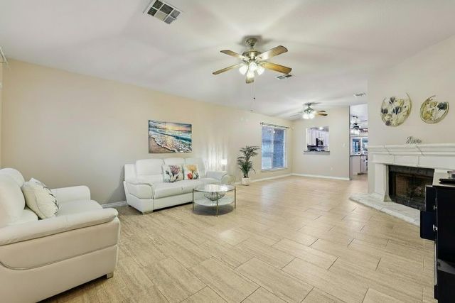 2614 Claudia DR, Leander, TX 78641