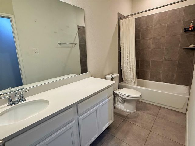 3914 Dry Creek Drive, Missouri City, TX 77459