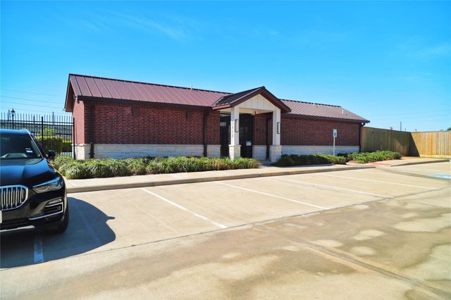 3914 Dry Creek Drive, Missouri City, TX 77459