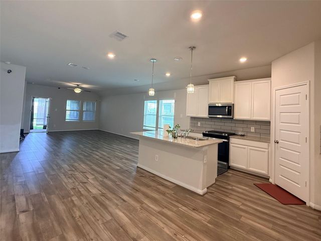 3914 Dry Creek Drive, Missouri City, TX 77459