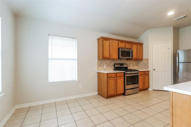 32310 Summer Park Lane, Conroe, TX 77385