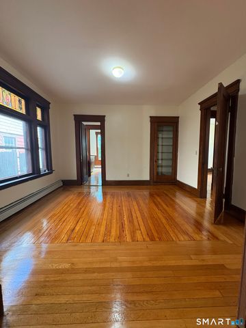 788 Elm Street Floor 1, New Haven, CT 06511