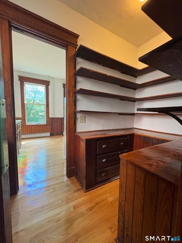 788 Elm Street Floor 1, New Haven, CT 06511