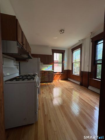788 Elm Street Floor 1, New Haven, CT 06511