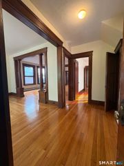 788 Elm Street Floor 1, New Haven, CT 06511