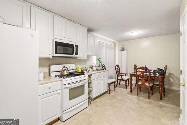 3575 W River Commons, Douglasville, GA 30135