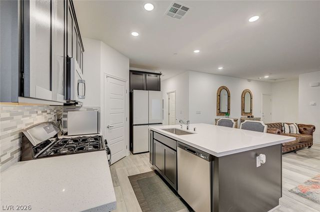 904 Adair Grove Lane, Las Vegas, NV 89138