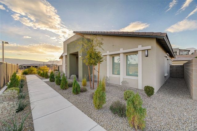 904 Adair Grove Lane, Las Vegas, NV 89138