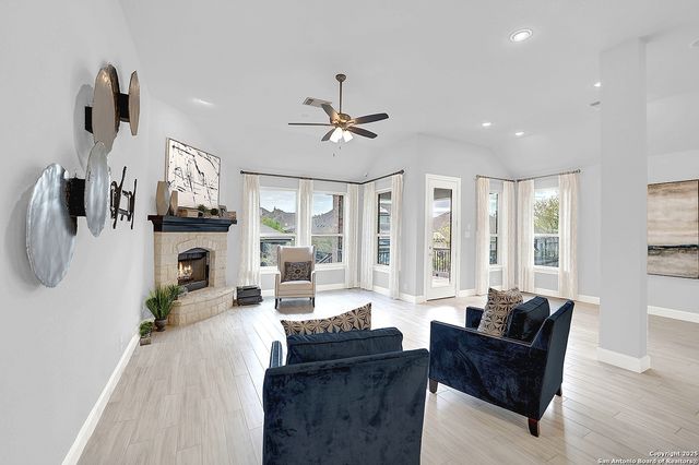 28726 Front Gate, Boerne, TX 78015