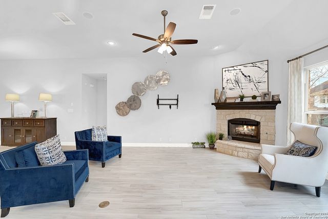 28726 Front Gate, Boerne, TX 78015