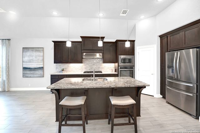 28726 Front Gate, Boerne, TX 78015