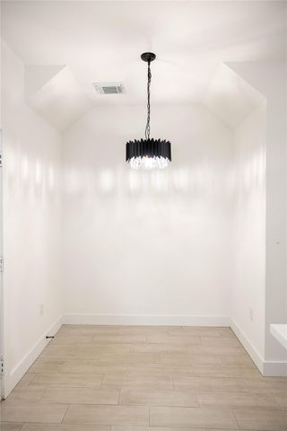 8208 Knox Street, Houston, TX 77088