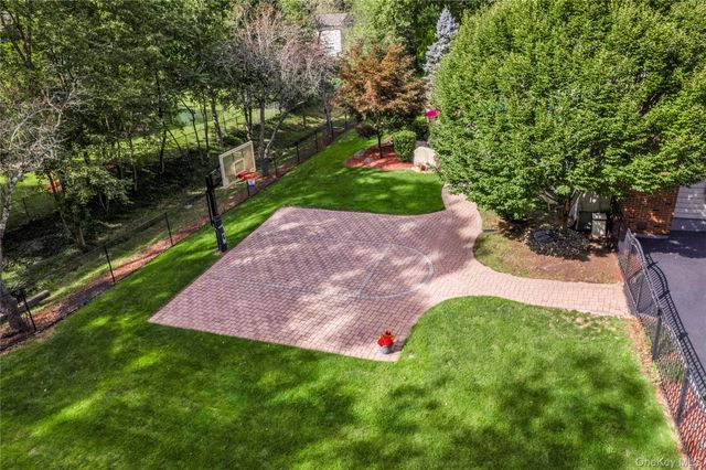 649 S Pascack Road, Spring Valley, NY 10977
