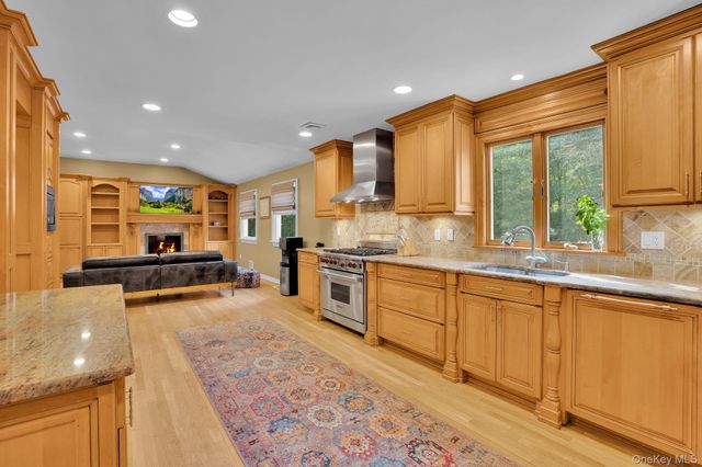 649 S Pascack Road, Spring Valley, NY 10977