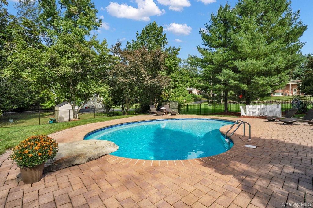 649 S Pascack Road, Spring Valley, NY 10977 — photo 2