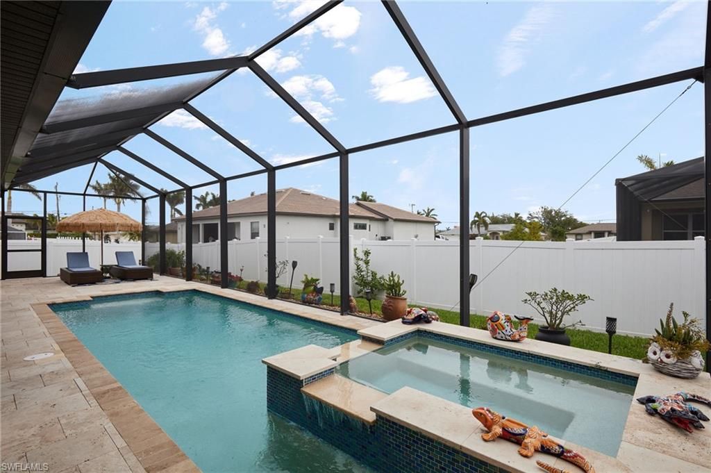 Image 14 of property listing at 2509 SW 25th AVE, Cape Coral, FL 33914