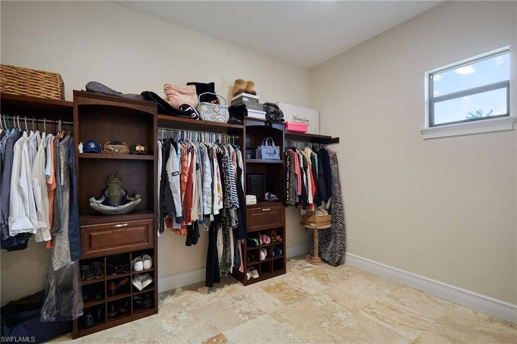 Image 18 of property listing at 2509 SW 25th AVE, Cape Coral, FL 33914