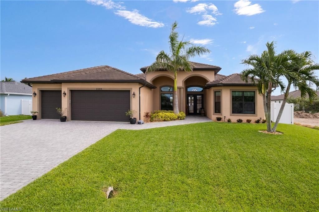 Image 2 of property listing at 2509 SW 25th AVE, Cape Coral, FL 33914