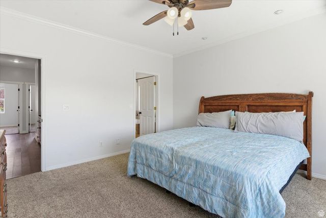 4921 W WOODRIDGE DR, South Jordan, UT 84009